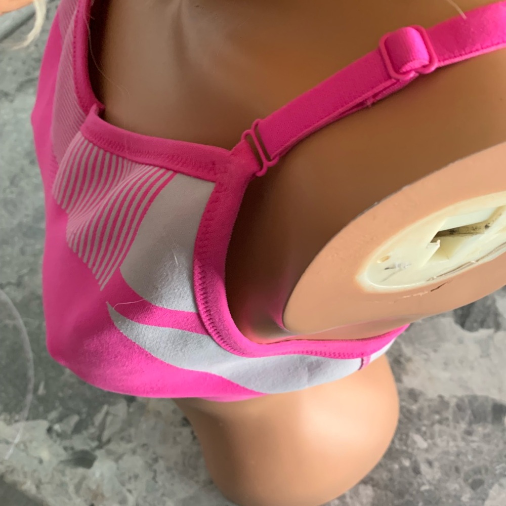 Women's Nike Pink Strappy Sports Bra size L - Picture 5 of 7